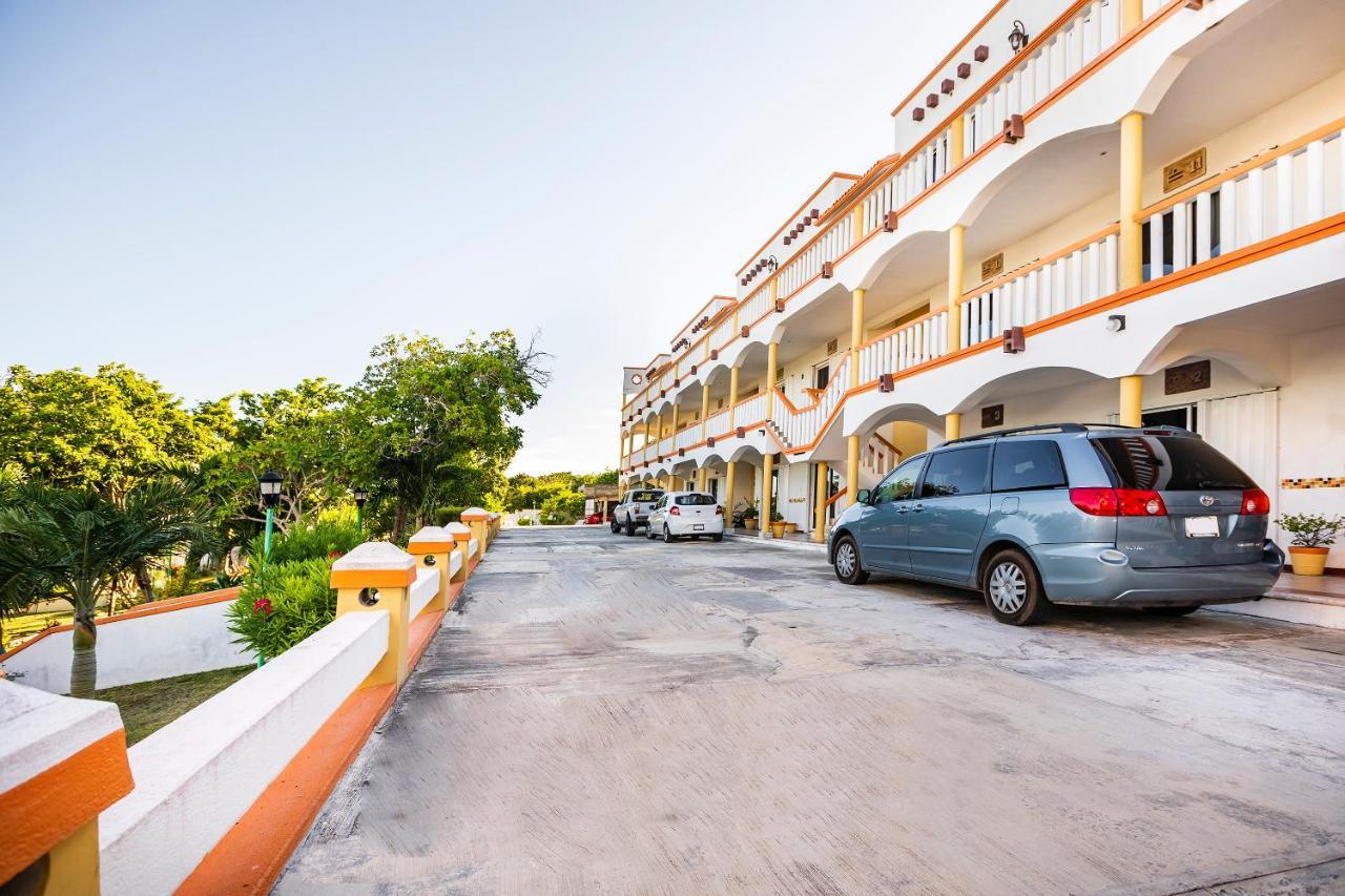 Capital O Oxtankah,Chetumal Bay Hotel Calderitas Exterior foto