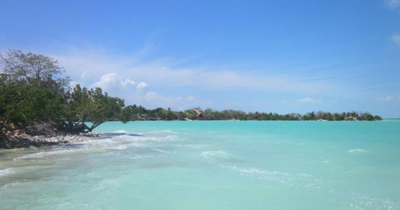 Capital O Oxtankah,Chetumal Bay Hotel Calderitas Exterior foto